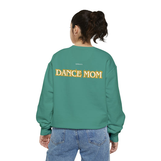 DE DANCE MOM Gr - Unisex Garment-Dyed Sweatshirt