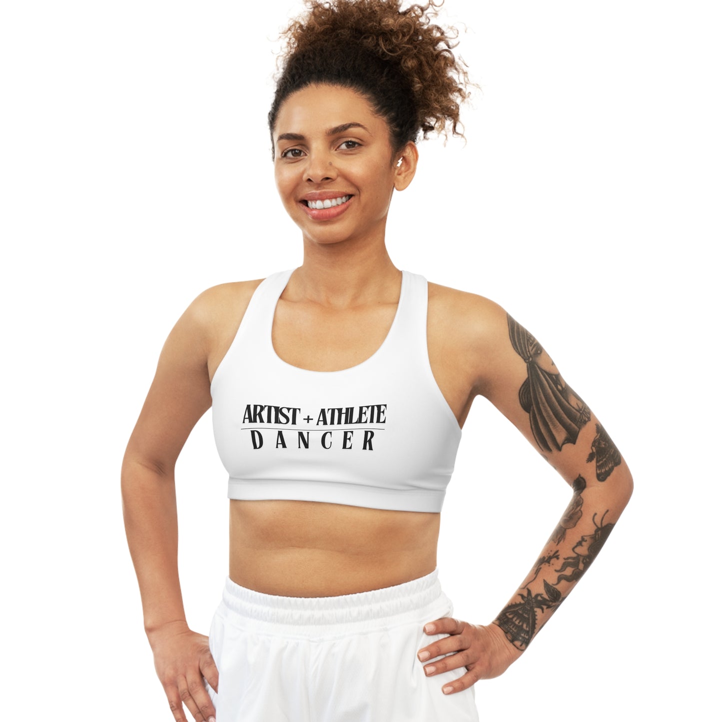 BellaVia - Women's Seamless Sports Bra (Front Logo)